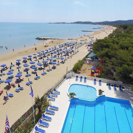 Hotel Gabbiano Beach فيستَ المظهر الخارجي الصورة